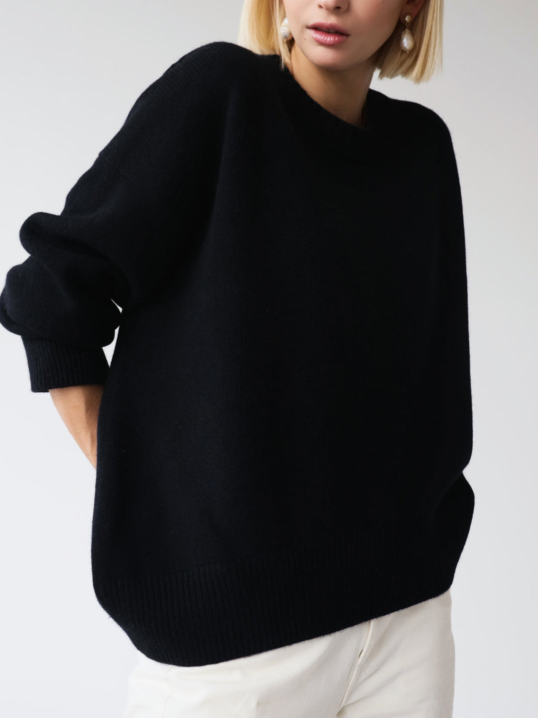 Women’s Crew Neck Long Sleeve Knitted Sweater 3