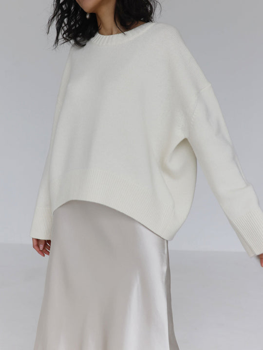 Women’s Crew Neck Long Sleeve Knitted Sweater 4